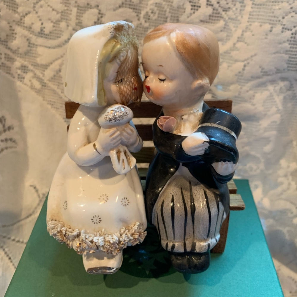 Vintage cute bride and groom salt & pepper kissing sitters
